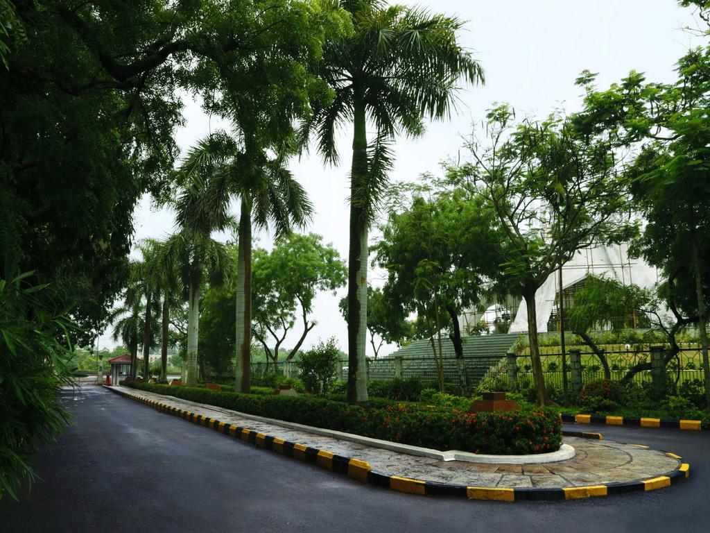Chembarambakkam Lake Pleasant Days Resort מראה חיצוני תמונה